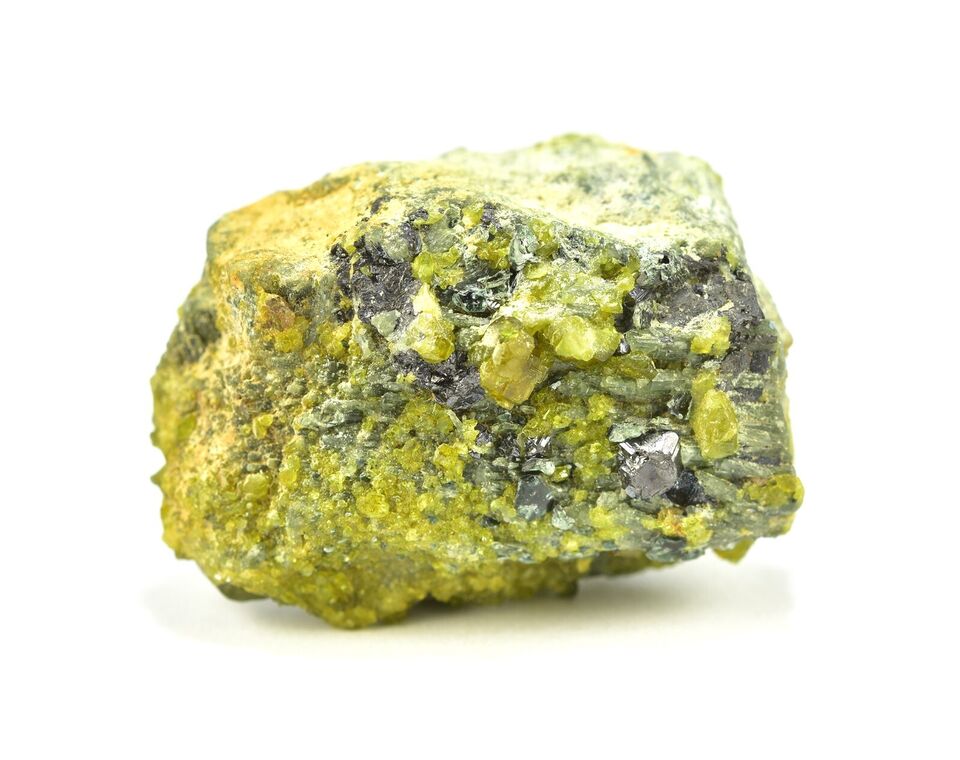 74 Carats Lustrous Top Quality Epidote Crystal From Pakistan